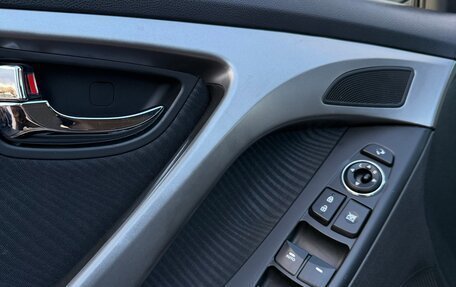 Hyundai Elantra V, 2012 год, 1 090 000 рублей, 25 фотография