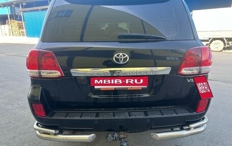 Toyota Land Cruiser 200, 2011 год, 2 900 000 рублей, 2 фотография