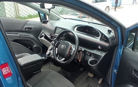 Toyota Sienta II, 2019 год, 1 750 000 рублей, 18 фотография