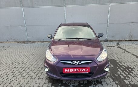 Hyundai Solaris II рестайлинг, 2014 год, 800 000 рублей, 2 фотография