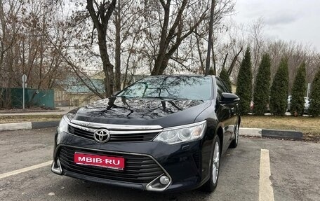 Toyota Camry, 2015 год, 2 100 000 рублей, 1 фотография