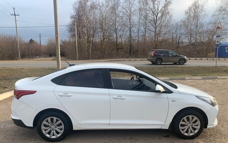 Hyundai Solaris II рестайлинг, 2020 год, 1 050 000 рублей, 7 фотография