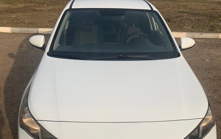 Hyundai Solaris II рестайлинг, 2020 год, 1 050 000 рублей, 4 фотография