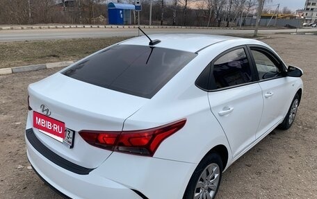 Hyundai Solaris II рестайлинг, 2020 год, 1 050 000 рублей, 21 фотография