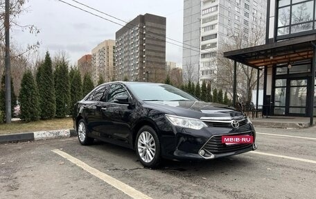 Toyota Camry, 2015 год, 2 100 000 рублей, 3 фотография