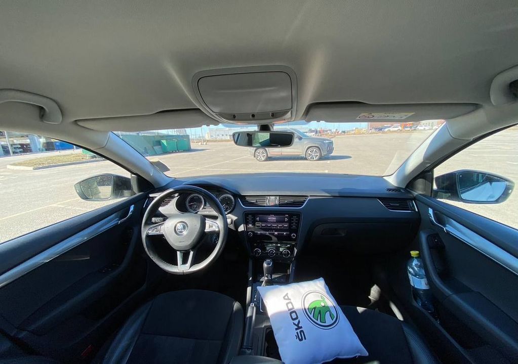 Skoda Octavia, 2017 год, 2 059 000 рублей, 8 фотография