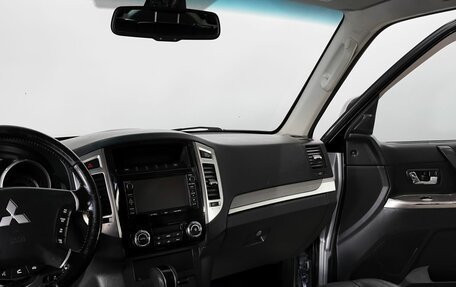 Mitsubishi Pajero IV, 2014 год, 2 190 000 рублей, 10 фотография