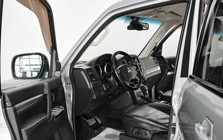Mitsubishi Pajero IV, 2014 год, 2 190 000 рублей, 5 фотография