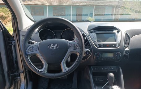 Hyundai ix35 I рестайлинг, 2011 год, 1 550 000 рублей, 15 фотография