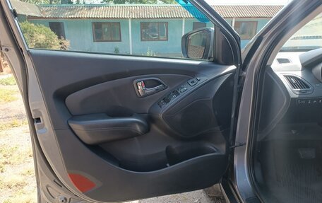 Hyundai ix35 I рестайлинг, 2011 год, 1 550 000 рублей, 12 фотография