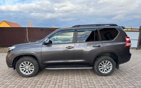 Toyota Land Cruiser Prado 150 рестайлинг 2, 2015 год, 3 300 000 рублей, 3 фотография