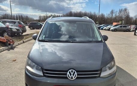 Volkswagen Sharan II, 2010 год, 1 200 000 рублей, 2 фотография