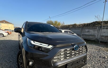 Toyota RAV4, 2023 год, 2 780 000 рублей, 2 фотография