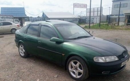 Opel Vectra B рестайлинг, 1997 год, 200 000 рублей, 1 фотография