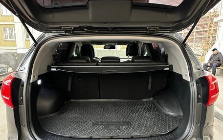 KIA Sportage III, 2012 год, 23 фотография