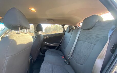 Hyundai Solaris II рестайлинг, 2014 год, 1 050 000 рублей, 16 фотография