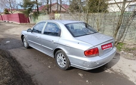 Hyundai Sonata IV рестайлинг, 2004 год, 170 000 рублей, 5 фотография