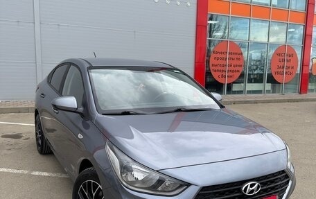 Hyundai Solaris II рестайлинг, 2017 год, 1 340 000 рублей, 1 фотография