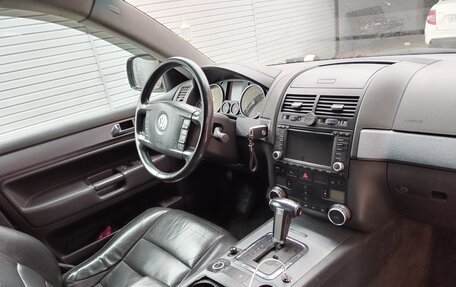 Volkswagen Touareg III, 2007 год, 800 000 рублей, 2 фотография