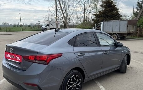 Hyundai Solaris II рестайлинг, 2017 год, 1 340 000 рублей, 3 фотография