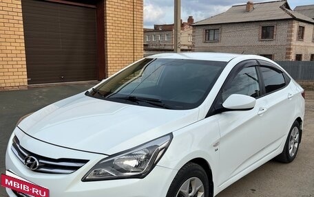 Hyundai Solaris II рестайлинг, 2014 год, 1 010 000 рублей, 3 фотография