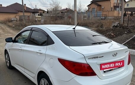 Hyundai Solaris II рестайлинг, 2014 год, 1 010 000 рублей, 8 фотография