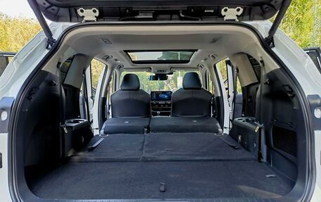 Toyota Highlander, 2022 год, 4 390 000 рублей, 27 фотография