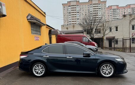 Toyota Camry, 2018 год, 2 550 000 рублей, 2 фотография