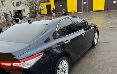 Toyota Camry, 2018 год, 2 550 000 рублей, 6 фотография