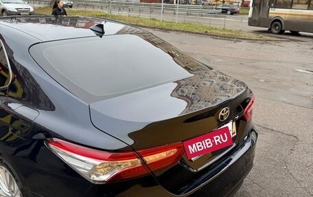 Toyota Camry, 2018 год, 2 550 000 рублей, 4 фотография