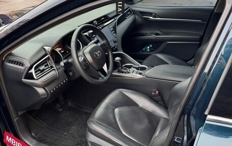 Toyota Camry, 2018 год, 2 550 000 рублей, 7 фотография
