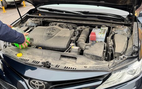 Toyota Camry, 2018 год, 2 550 000 рублей, 12 фотография