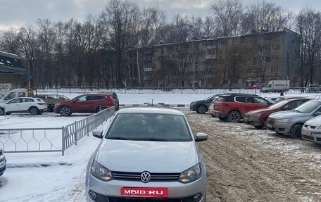 Volkswagen Polo VI (EU Market), 2015 год, 1 300 000 рублей, 1 фотография