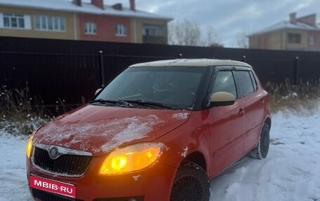 Skoda Fabia II, 2010 год, 350 000 рублей, 1 фотография