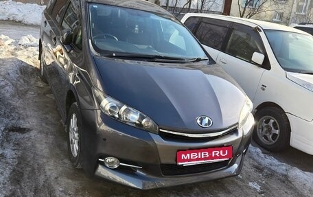 Toyota Wish II, 2015 год, 1 850 000 рублей, 1 фотография