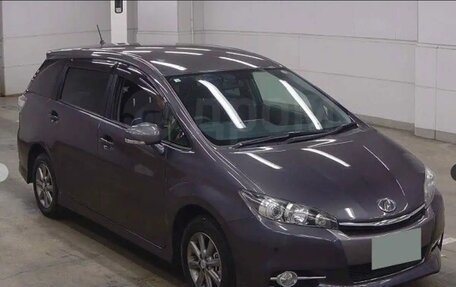 Toyota Wish II, 2015 год, 1 850 000 рублей, 3 фотография