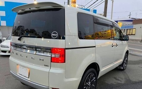 Mitsubishi Delica D:5 I, 2019 год, 2 780 000 рублей, 5 фотография