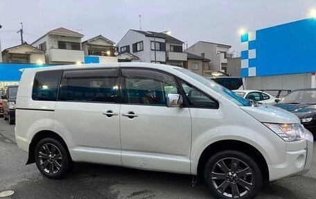 Mitsubishi Delica D:5 I, 2019 год, 2 780 000 рублей, 4 фотография