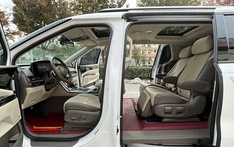 KIA Carnival, 2021 год, 2 510 444 рублей, 9 фотография