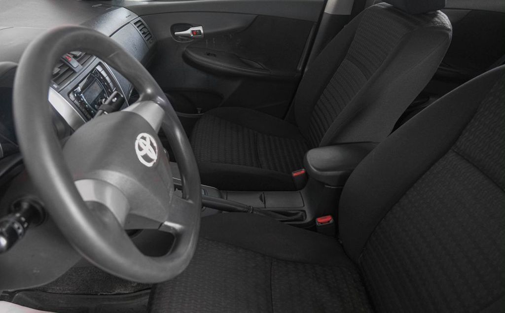Toyota Corolla, 2012 год, 1 089 000 рублей, 10 фотография