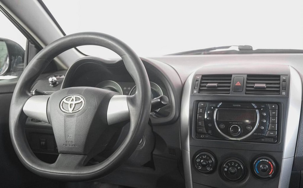 Toyota Corolla, 2012 год, 1 089 000 рублей, 14 фотография