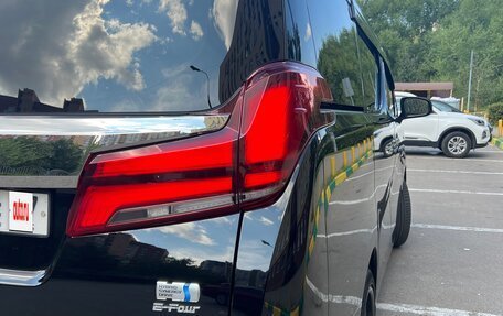 Toyota Alphard III, 2017 год, 4 030 000 рублей, 9 фотография