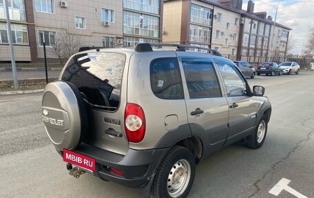 Chevrolet Niva I рестайлинг, 2013 год, 490 000 рублей, 8 фотография