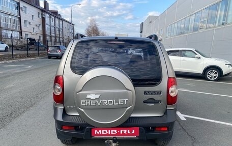 Chevrolet Niva I рестайлинг, 2013 год, 490 000 рублей, 7 фотография