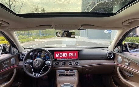 Mercedes-Benz E-Класс, 2022 год, 3 890 275 рублей, 12 фотография
