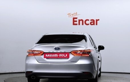 Toyota Camry, 2021 год, 3 294 000 рублей, 4 фотография