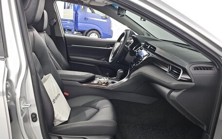 Toyota Camry, 2021 год, 3 294 000 рублей, 16 фотография