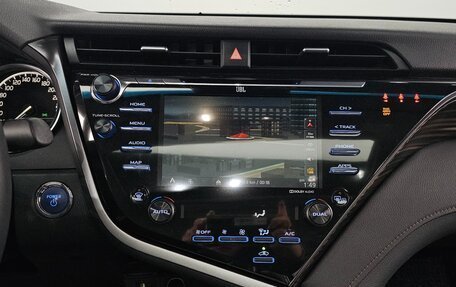 Toyota Camry, 2021 год, 3 294 000 рублей, 19 фотография