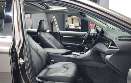 Toyota Camry, 2021 год, 2 904 650 рублей, 10 фотография