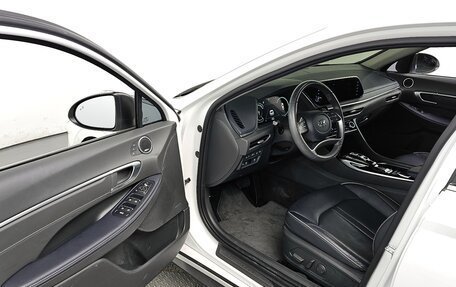 Hyundai Sonata VIII, 2021 год, 2 165 000 рублей, 15 фотография